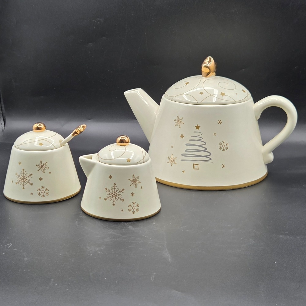 Russ SNOWLIT SETTING‎ teapot & sugar and creamer  CHRISTMAS TREE GOLD STAR
